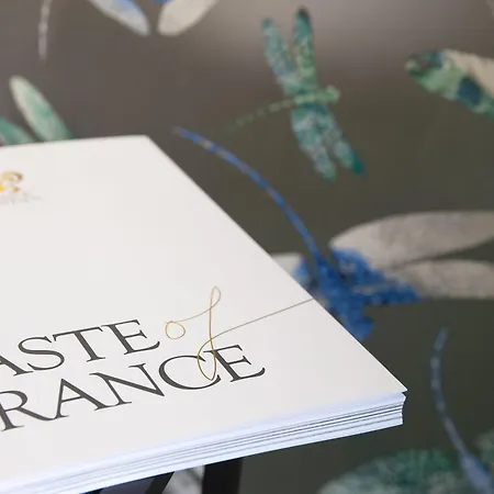 Cazaudehore, Maison Forestiere De Charme, Restaurant Gastronomique, Terrasse Ombragee Et Jardin 4* サン＝ジェルマン＝アン＝レー