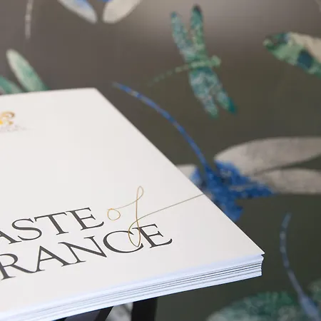 Cazaudehore Restaurant Gastronomique Terrasse Et Jardins 4*