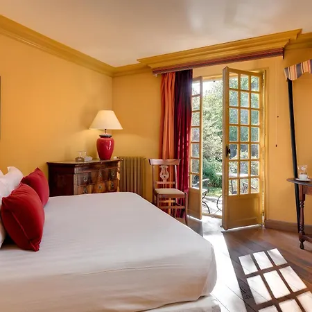 Cazaudehore Restaurant Gastronomique Terrasse Et Jardins 4*