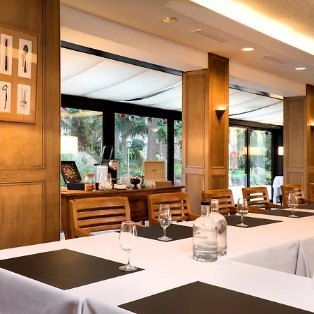 Cazaudehore Restaurant Gastronomique Terrasse Et Jardins 4* Saint-Germain-en-Laye