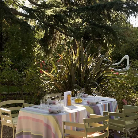 Cazaudehore Restaurant Gastronomique Terrasse Et Jardins