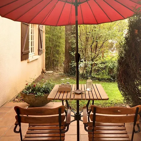 Hotel Cazaudehore Restaurant Gastronomique Terrasse Et Jardins Saint-Germain-en-Laye