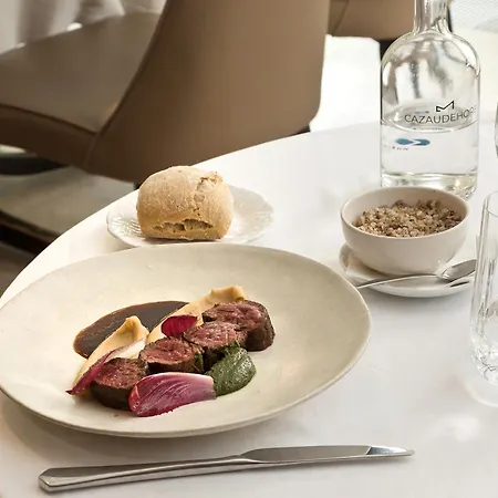 Cazaudehore Restaurant Gastronomique Terrasse Et Jardins