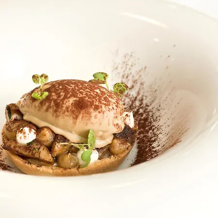 Cazaudehore Restaurant Gastronomique Terrasse Et Jardins
