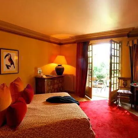Cazaudehore, Maison Forestiere De Charme, Restaurant Gastronomique, Terrasse Ombragee Et Jardin