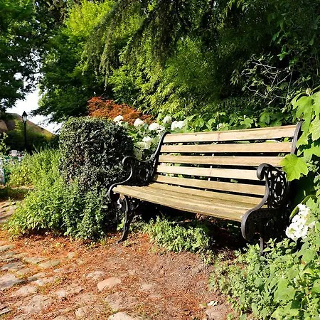 Hotel Cazaudehore, Maison Forestiere De Charme, Restaurant Gastronomique, Terrasse Ombragee Et Jardin Saint-Germain-en-Laye